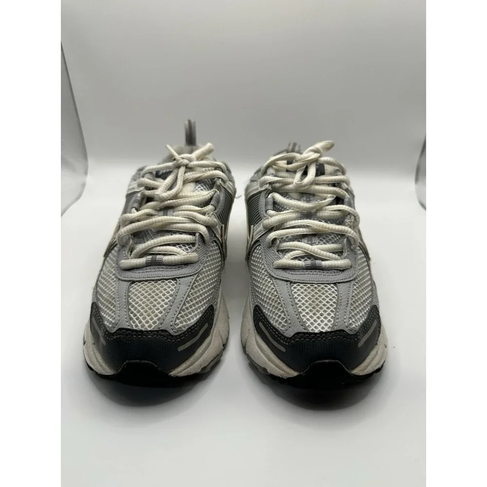 Nike Vomero 5 Grey And White Youth 2